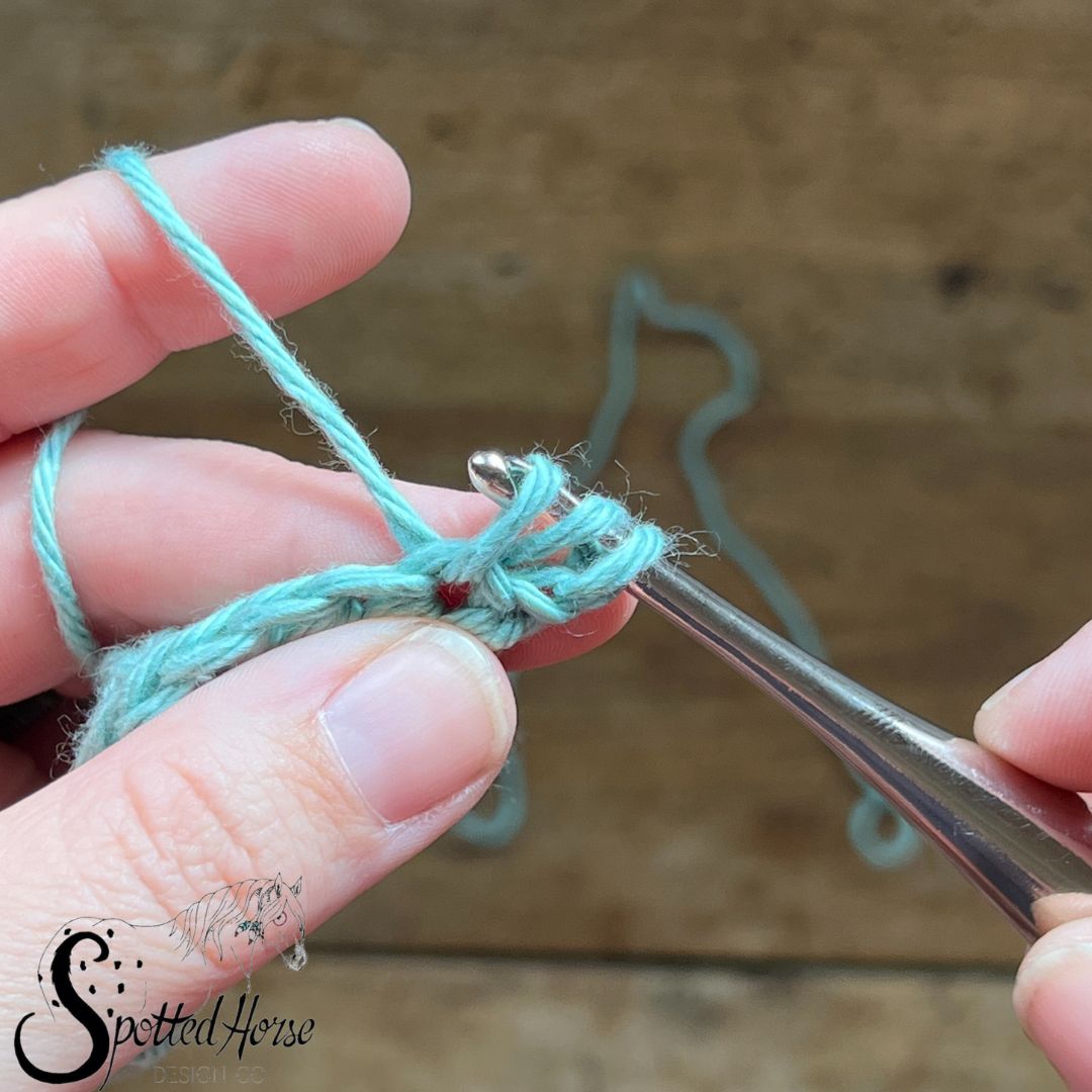 Herringbone Half Double Crochet Stitch Tutorial - Spotted Horse Design Co.